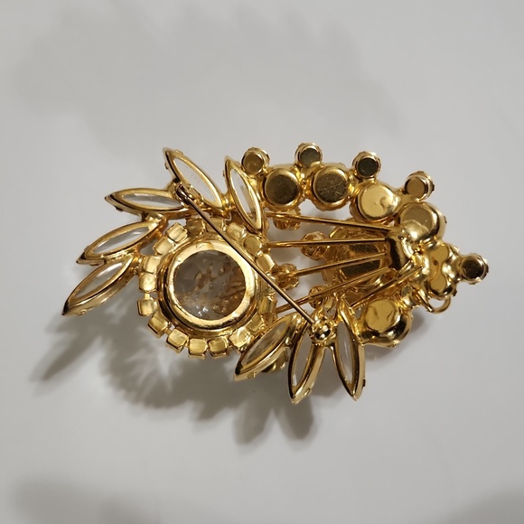 Vintage brooche Julianna clear Navettes & wired Chaton - Picture 5 of 5